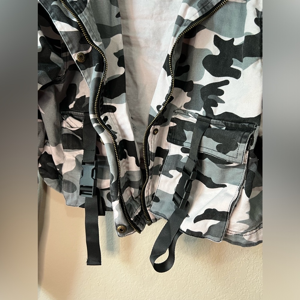 C’EST Jacket - Picture 4 of 6